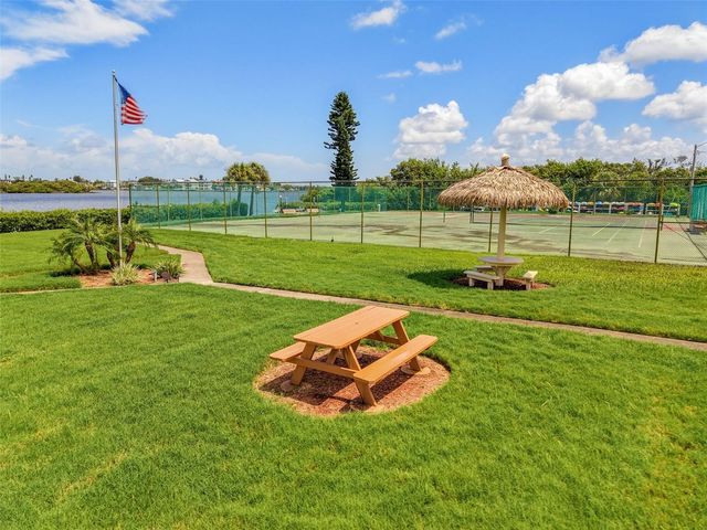 12760 INDIAN ROCKS ROAD 1004, Largo, FL 33774