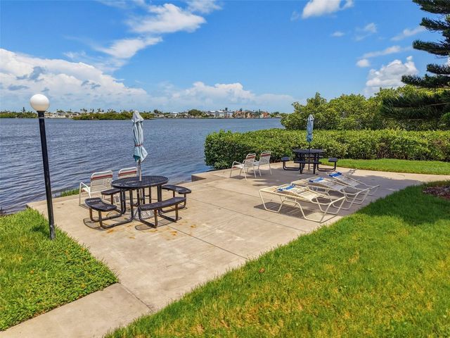 12760 INDIAN ROCKS ROAD 1004, Largo, FL 33774