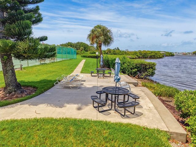 12760 INDIAN ROCKS ROAD 1004, Largo, FL 33774