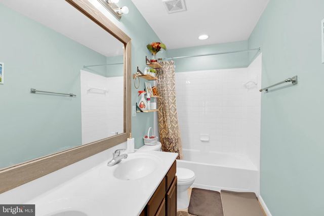 320 MORLYN DR, Stephenson, VA 22656