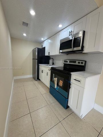 2377 W 66th Pl 204, Hialeah, FL 33016