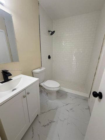 2377 W 66th Pl 204, Hialeah, FL 33016