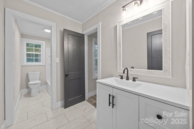 519 N Main Street, Mount Gilead, NC 27306