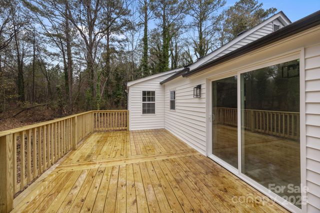 519 N Main Street, Mount Gilead, NC 27306