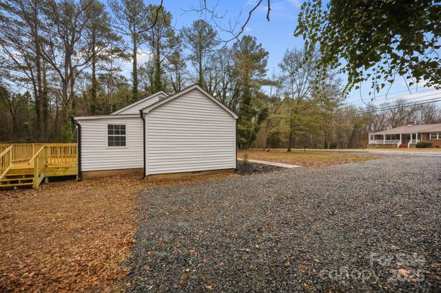 519 N Main Street, Mount Gilead, NC 27306