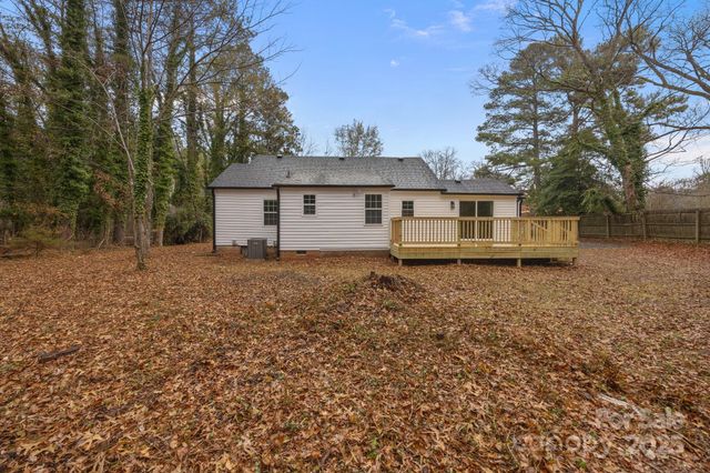 519 N Main Street, Mount Gilead, NC 27306