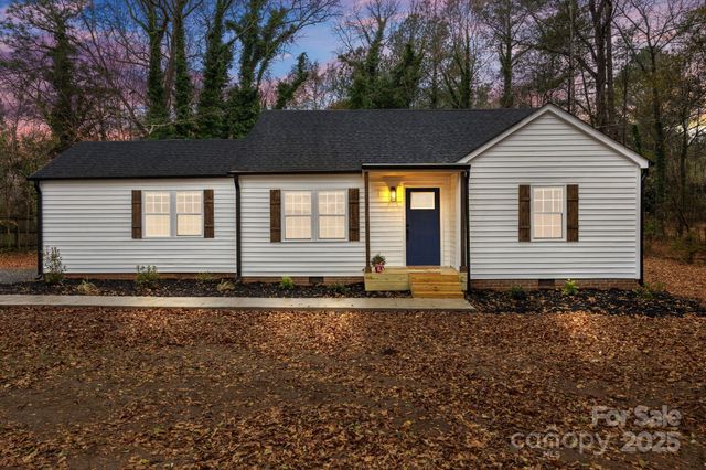 519 N Main Street, Mount Gilead, NC 27306