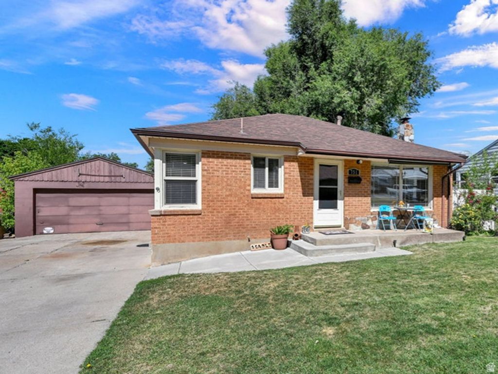 751 N ROBINS AVE, Ogden, UT 84404