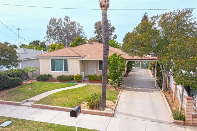 7579 Emerald Street, Riverside, CA 92504