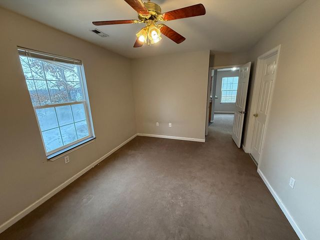 5315 E TRIKALLA DR, Columbia, MO 65202