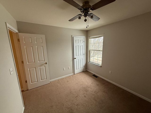 5315 E TRIKALLA DR, Columbia, MO 65202