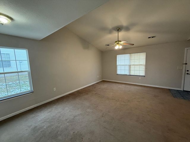 5315 E TRIKALLA DR, Columbia, MO 65202