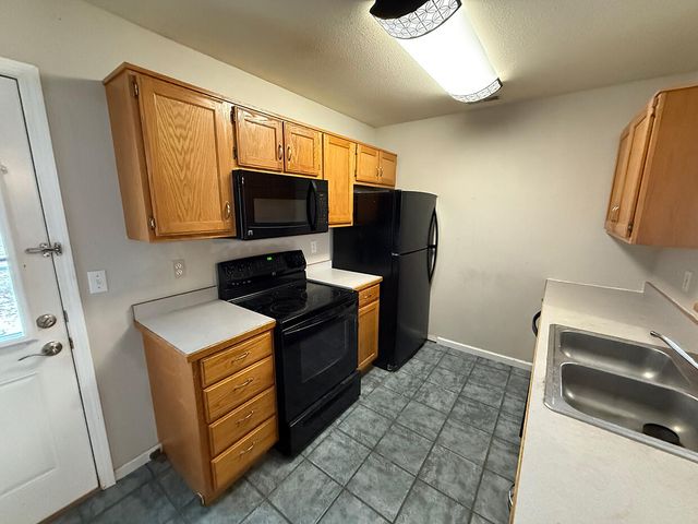 5315 E TRIKALLA DR, Columbia, MO 65202