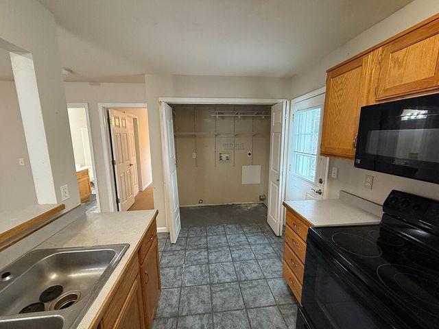 5315 E TRIKALLA DR, Columbia, MO 65202