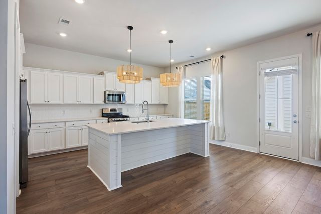 1014 Shore Lap, Summerville, SC 29485