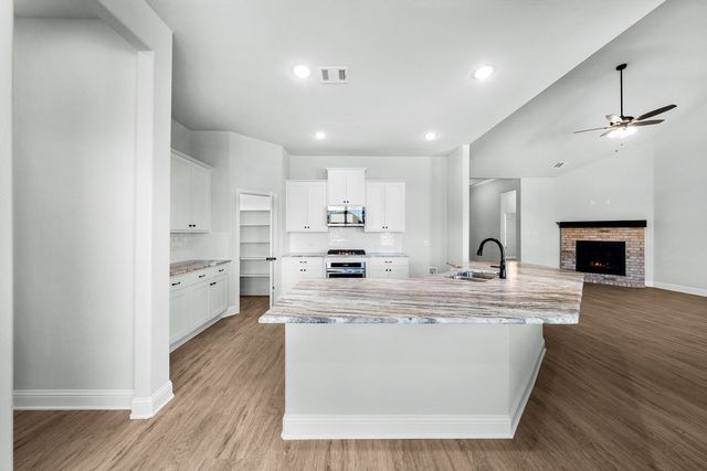 111 Doris, Canton, TX 75103