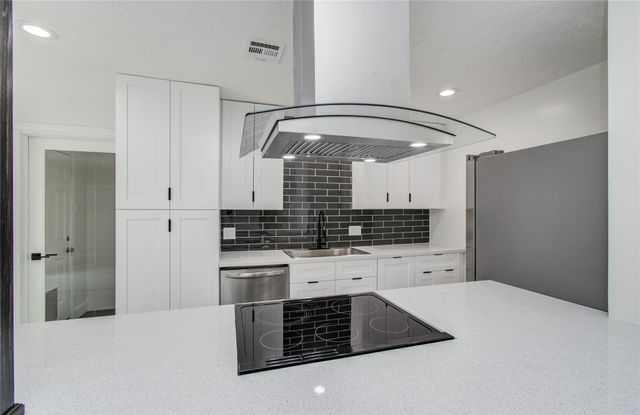 27226 Blueberry Hill Drive, Conroe, TX 77385