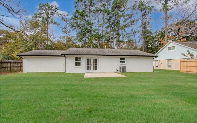 27226 Blueberry Hill Drive, Conroe, TX 77385