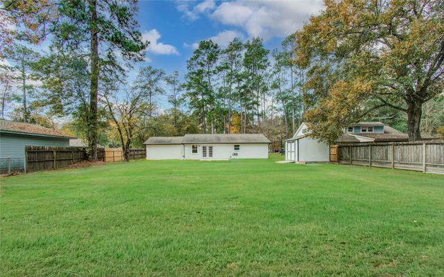 27226 Blueberry Hill Drive, Conroe, TX 77385