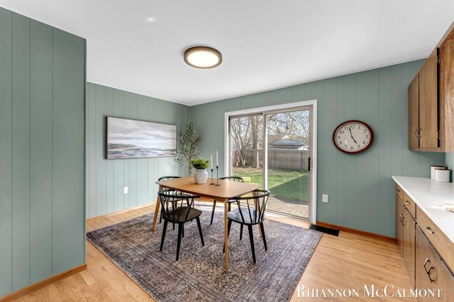 1116 Cricklewood Street Sw, City Of Wyoming, MI 49509