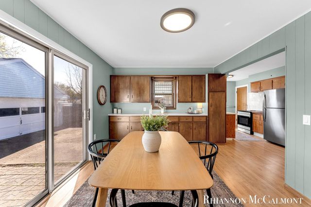 1116 Cricklewood Street Sw, City Of Wyoming, MI 49509