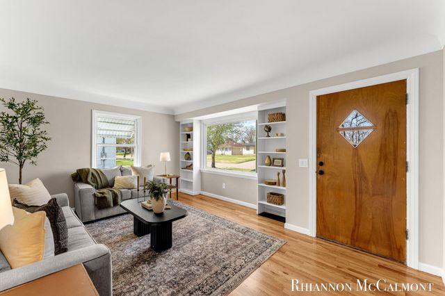 1116 Cricklewood Street Sw, City Of Wyoming, MI 49509