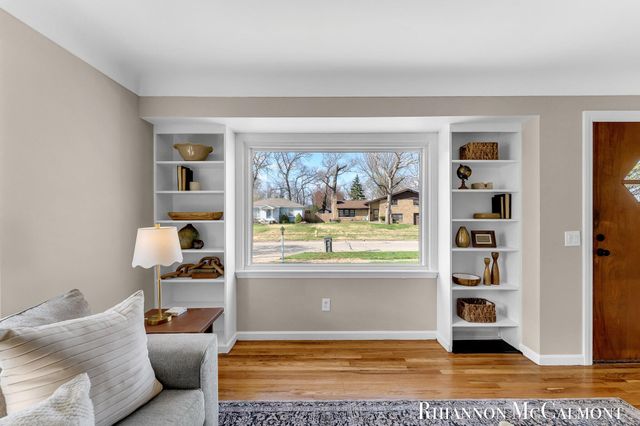 1116 Cricklewood Street Sw, City Of Wyoming, MI 49509