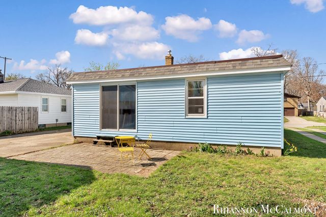 1116 Cricklewood Street Sw, City Of Wyoming, MI 49509