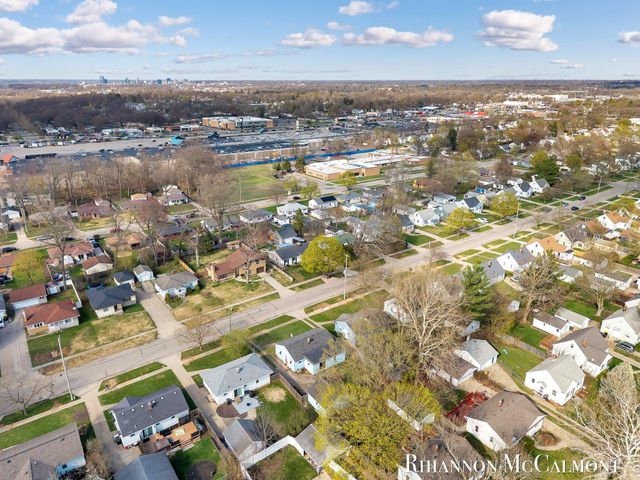 1116 Cricklewood Street Sw, City Of Wyoming, MI 49509