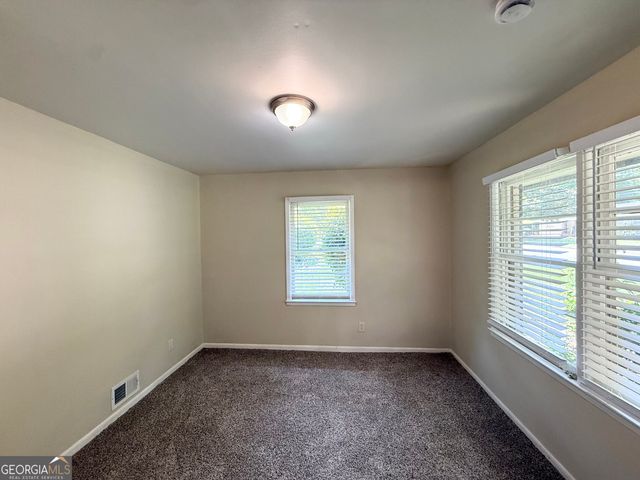 233 W Simon Terrace NW, Atlanta, GA 30318