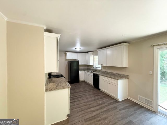233 W Simon Terrace NW, Atlanta, GA 30318