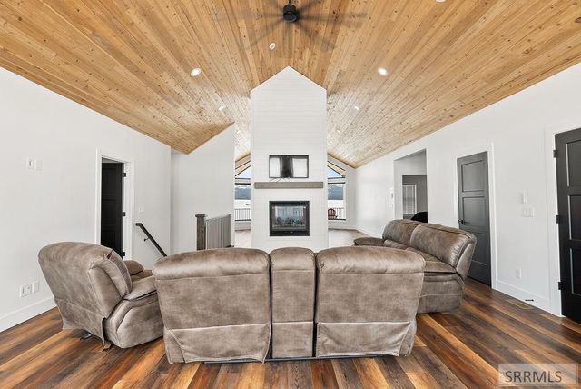 3425 Kestrel, Island Park, ID 83420