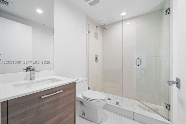 1300 S Miami 1810, Miami, FL 33130