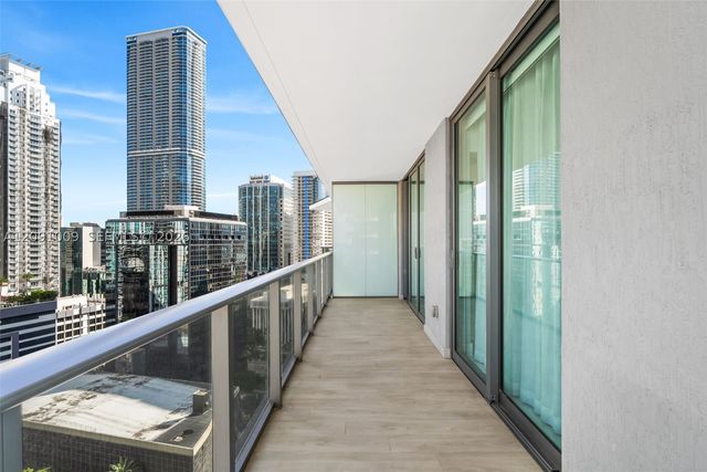1300 S Miami 1810, Miami, FL 33130