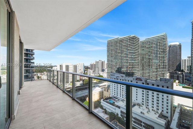 1300 S Miami 1810, Miami, FL 33130