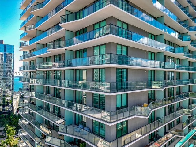 1300 S Miami 1810, Miami, FL 33130