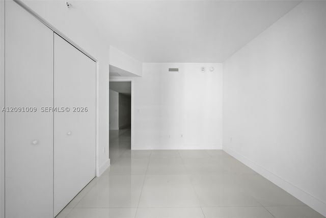 1300 S Miami 1810, Miami, FL 33130