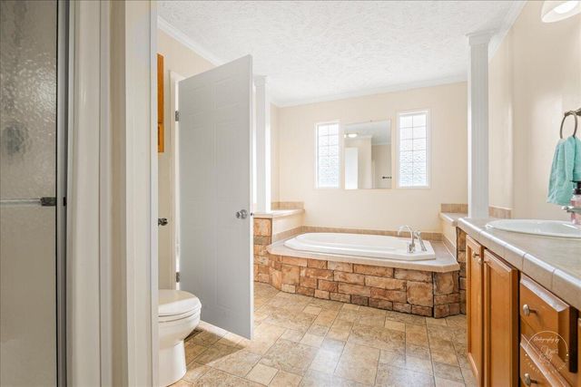 8433 Somerset Road, London, KY 40741