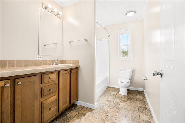 8433 Somerset Road, London, KY 40741