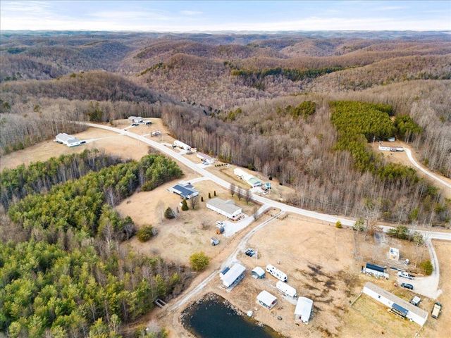 8433 Somerset Road, London, KY 40741