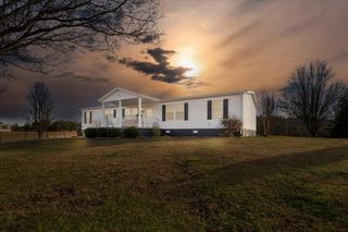 8433 Somerset Road, London, KY 40741