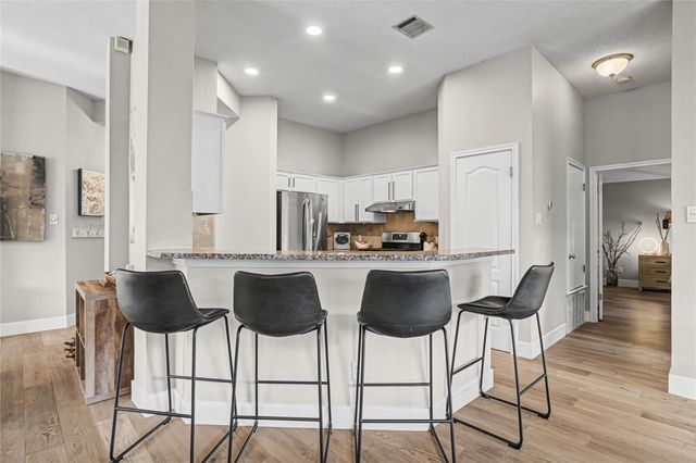 5708 Marchmont LN, Austin, TX 78749