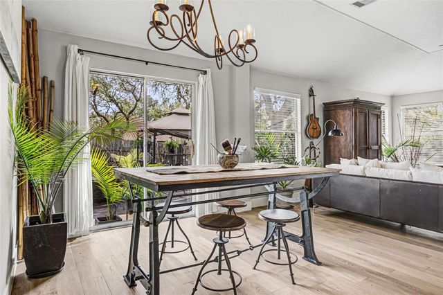 5708 Marchmont LN, Austin, TX 78749