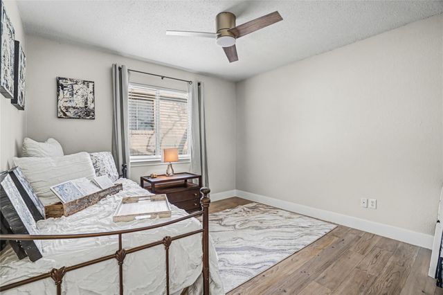 5708 Marchmont LN, Austin, TX 78749