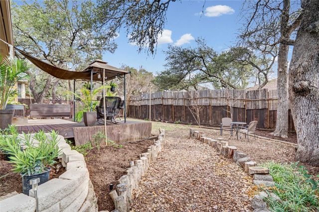 5708 Marchmont LN, Austin, TX 78749