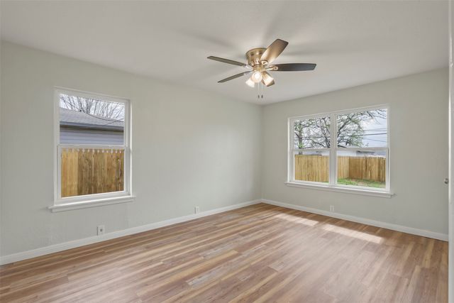 732 W Bullock Street, Denison, TX 75020