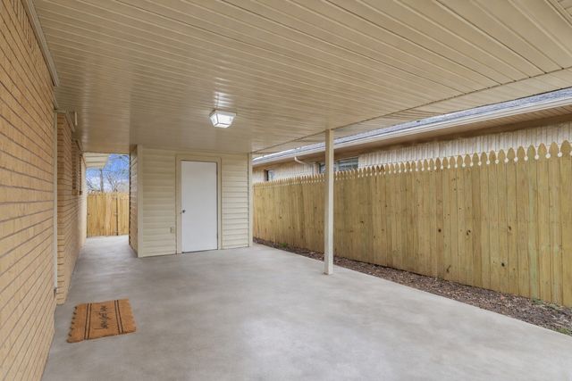 732 W Bullock Street, Denison, TX 75020