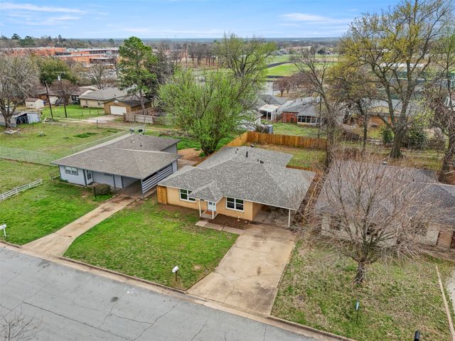 732 W Bullock Street, Denison, TX 75020