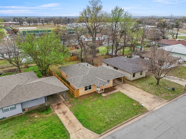 732 W Bullock Street, Denison, TX 75020