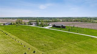 11 Windmill Court, Riverside, IA 52235